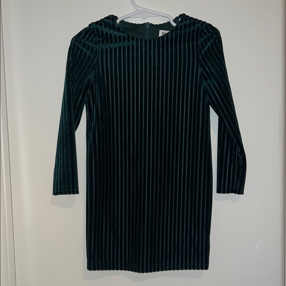 New - Kids Elegant Green Velvet Dress